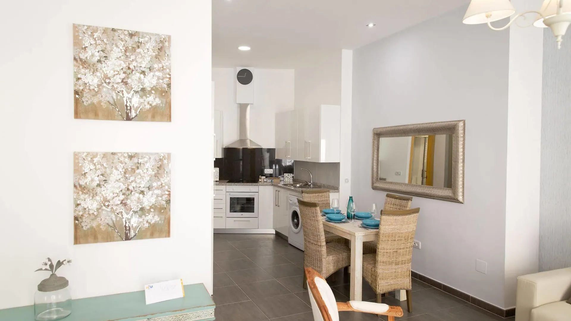 Holidays 2 Malaga Charming Apartments Spain